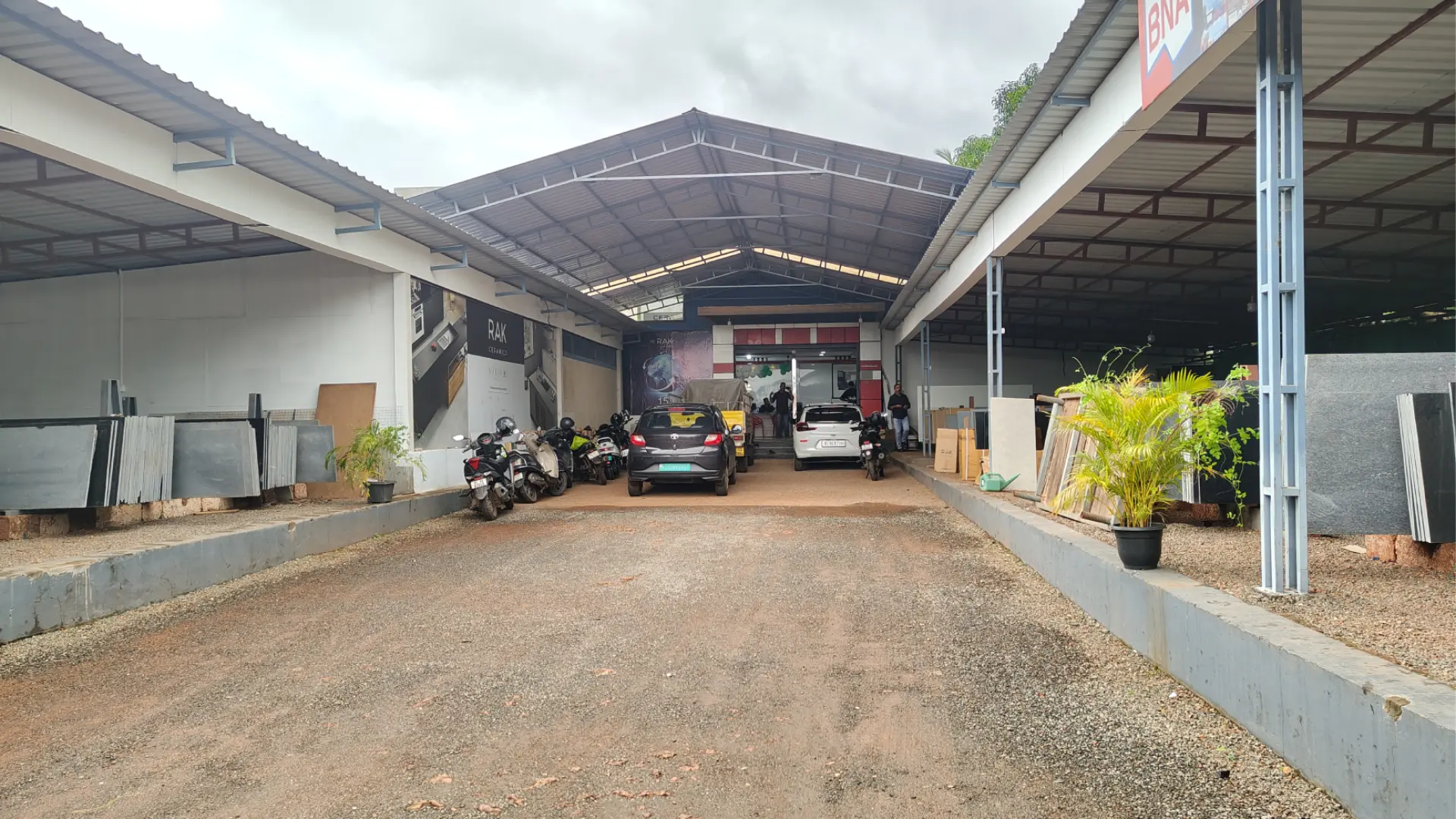 Showroom Driveway &amp; Main Entrance - Royal Tiles & Granites Showroom Gallery